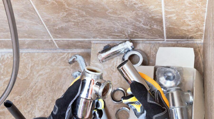 Professional gutter cleaning in Belvidere, SD